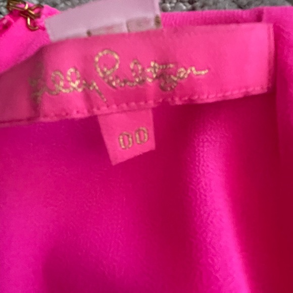 COPY - lilly pulitzer fuchsia blouse with gold chain detail - Picture 4 of 7
